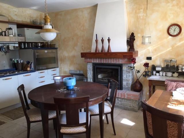 Casa Petra - Casa Tre Stelle - Casa Caneva - Ferien Fuer 6-14 Personen Ponti Dış mekan fotoğraf