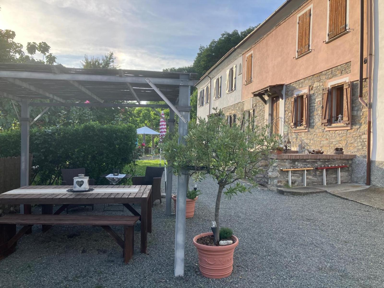 Casa Petra - Casa Tre Stelle - Casa Caneva - Ferien Fuer 6-14 Personen Ponti Dış mekan fotoğraf